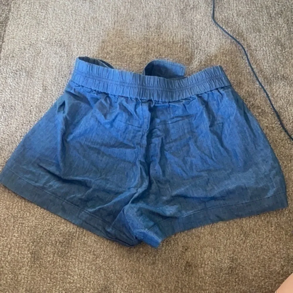 J.Crew Blue Chambray Tie Waist Shorts Size 6 100% Cotton